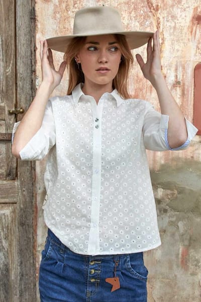 CAMISA BRODERIE C/CHARRETERA