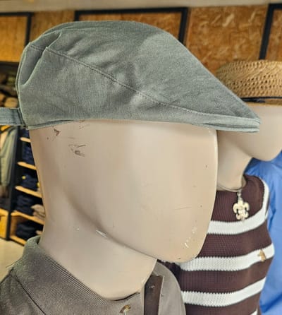 GORRA INGLESA LINO